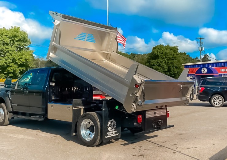We’ve Built a Stainless Steel Dump Trailer